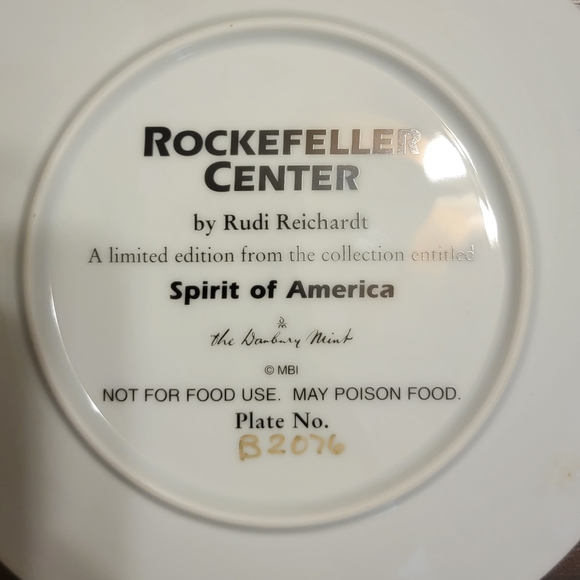 Rockefeller Center Limited Edition Numbered Collectors Plate - Picture 4 of 4